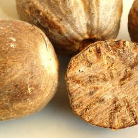 Nutmeg Essential Oil (Myristica fragrans) | Ki Aroma